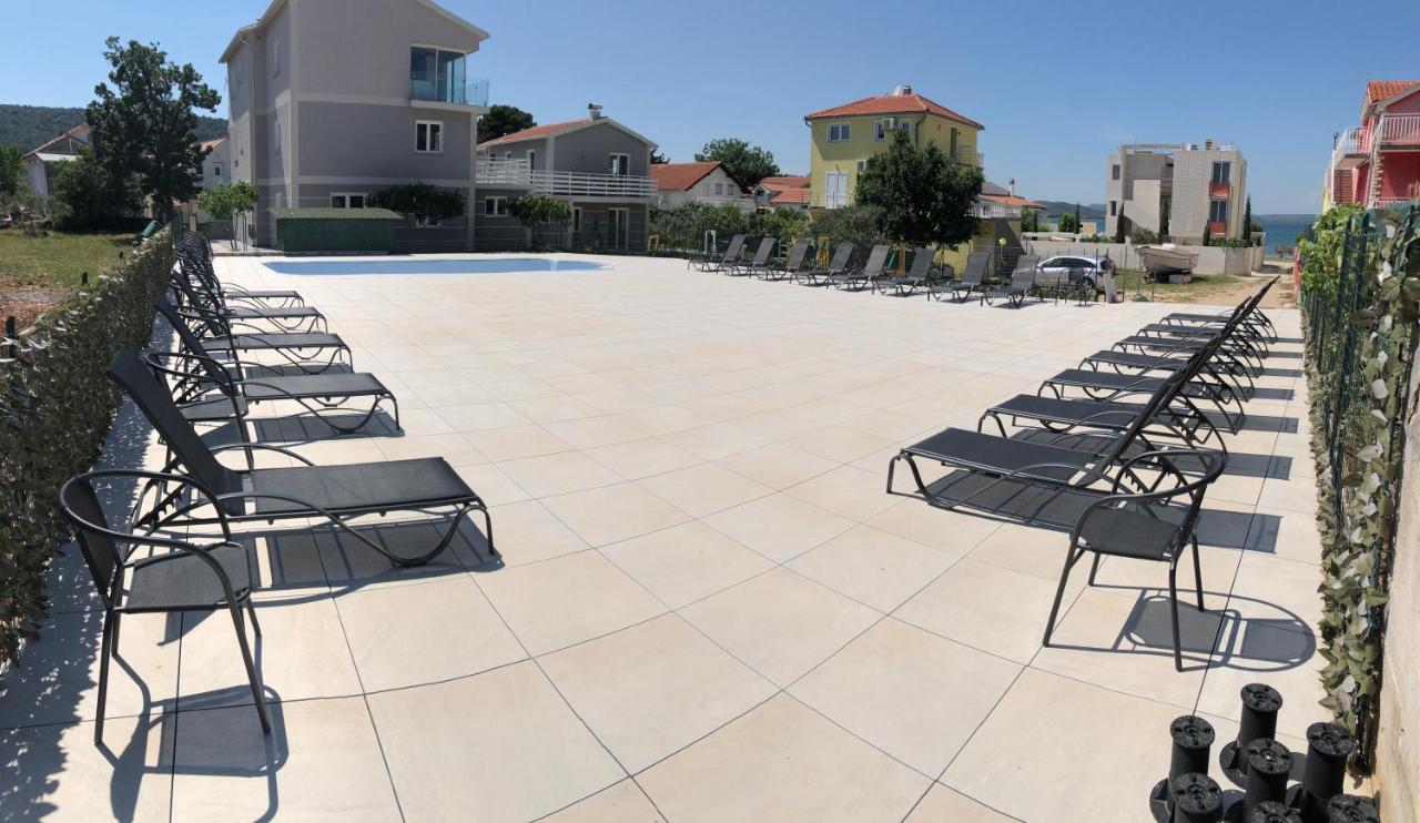 Lipovac Resort Ficus ビリセ エクステリア 写真